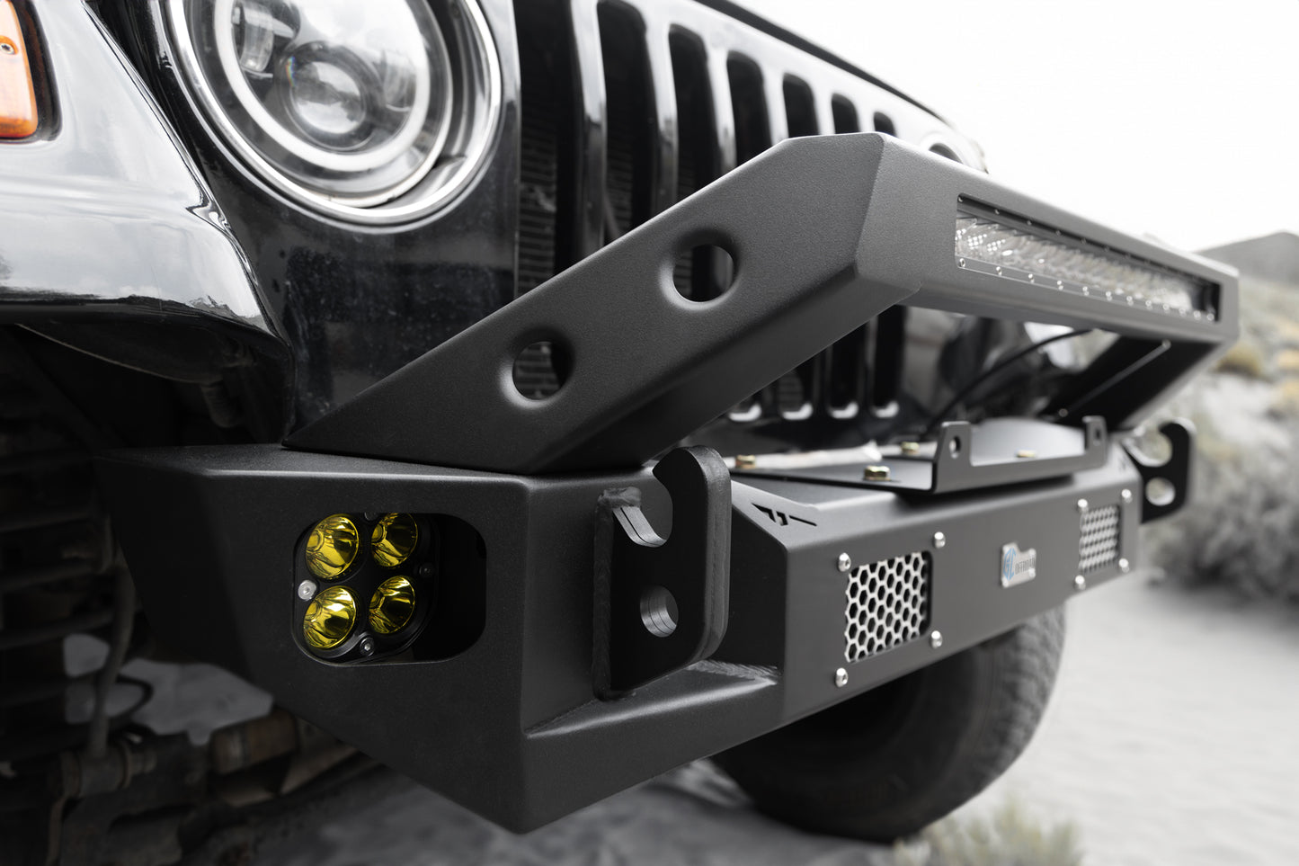 BCOFFROAD CJ/YJ/TJ DYC SERIES FRONT BUMPER